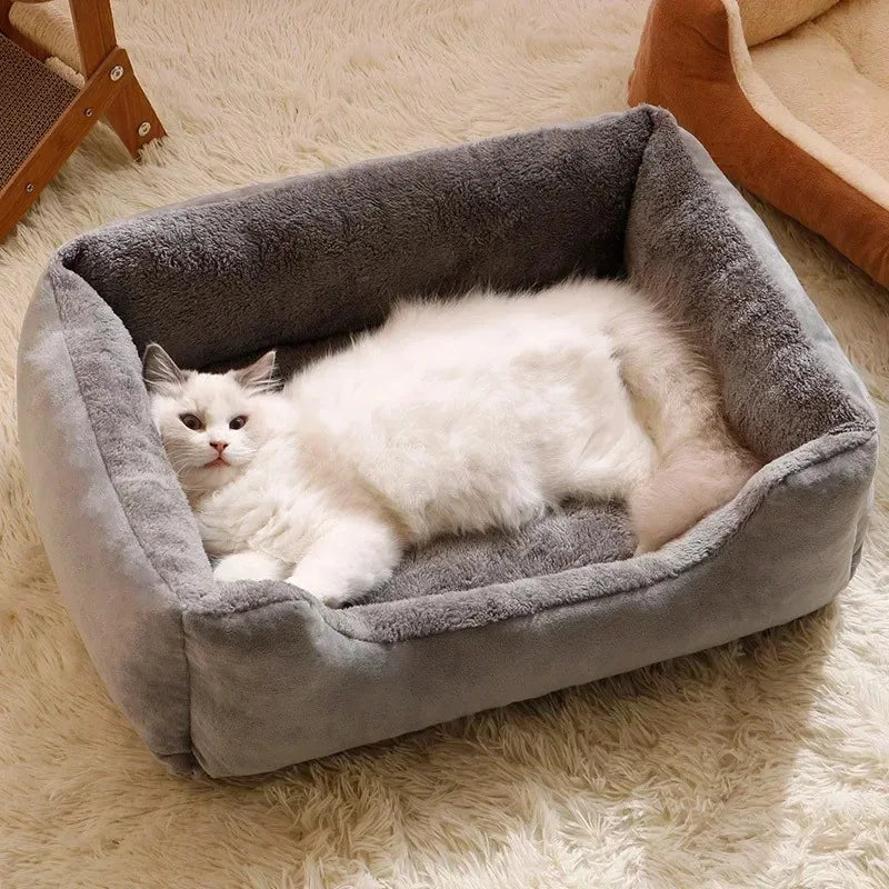 Caminha Peluciada para cães e gatos