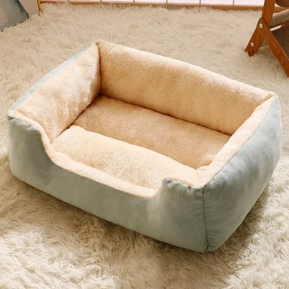 Caminha Peluciada para cães e gatos