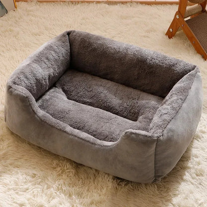Caminha Peluciada para cães e gatos